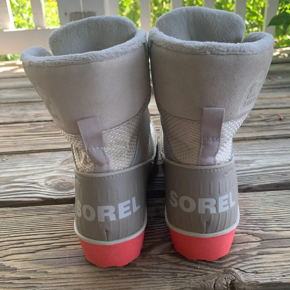 Sorel Tivoli II Womens 8 Gray Coral Waterproof Snow Boots Winter Cozy Outdoor